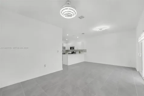 2425 SE 28th Drive Homestead FL 33035
