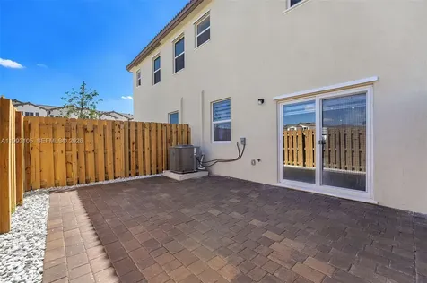 2425 SE 28th Drive Homestead FL 33035