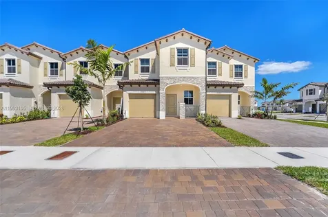 2425 SE 28th Drive Homestead FL 33035
