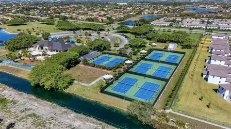 2425 SE 28th Drive Homestead FL 33035