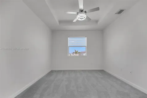2425 SE 28th Drive Homestead FL 33035