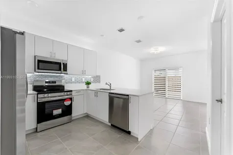 2425 SE 28th Drive Homestead FL 33035