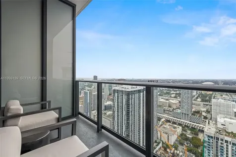 159 NE 6th Street Miami FL 33132