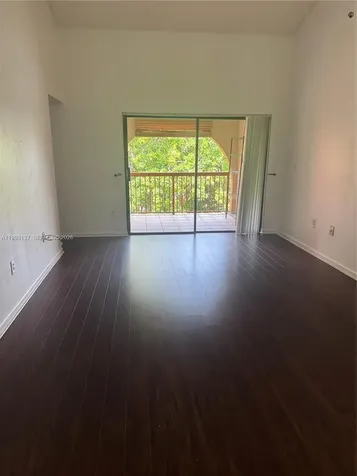10233 NW 9th St Circle Miami FL 33172