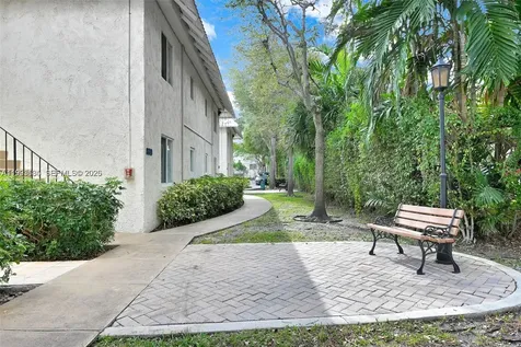8609 SW 68th Court Pinecrest FL 33156