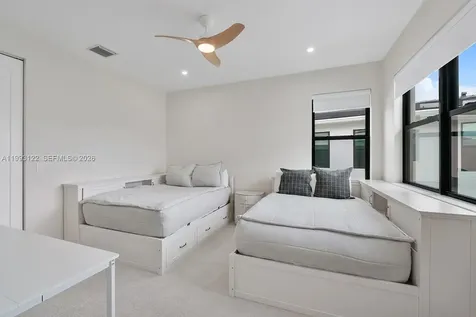 12609 Solana Bay Circle Palm Beach Gardens FL 33412