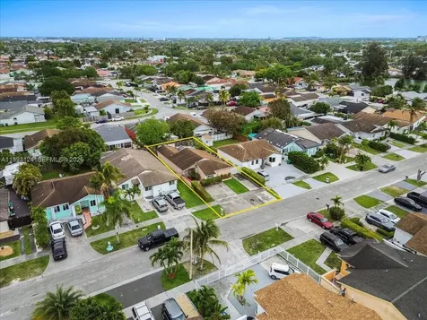 19301 SW 123rd Avenue Miami FL 33177