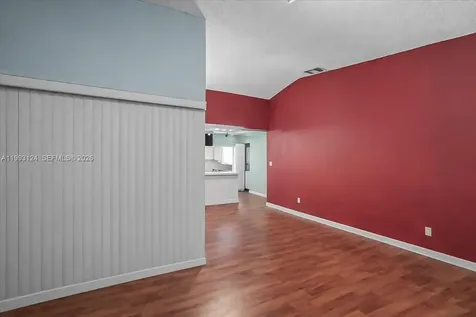 19301 SW 123rd Avenue Miami FL 33177