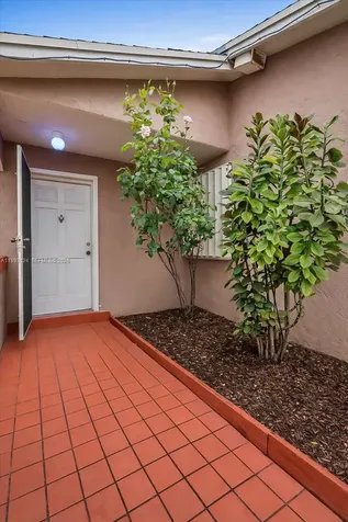19301 SW 123rd Avenue Miami FL 33177