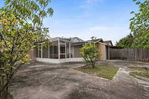 19301 SW 123rd Avenue Miami FL 33177