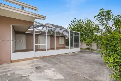 19301 SW 123rd Avenue Miami FL 33177