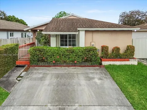 19301 SW 123rd Avenue Miami FL 33177