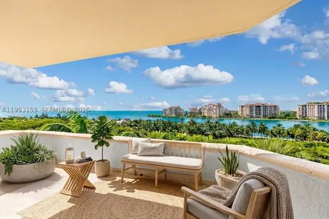 300 S Pointe Drive Miami Beach FL 33139
