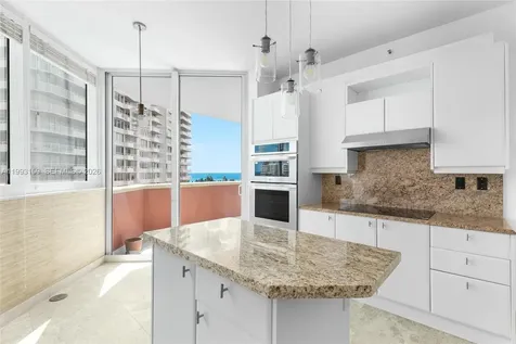 300 S Pointe Drive Miami Beach FL 33139