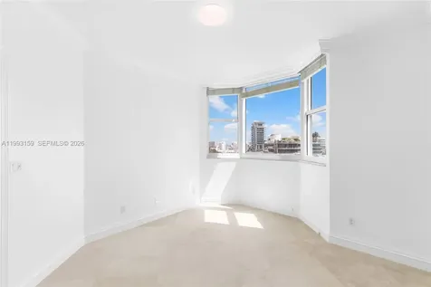 300 S Pointe Drive Miami Beach FL 33139