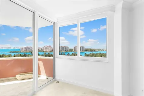 300 S Pointe Drive Miami Beach FL 33139