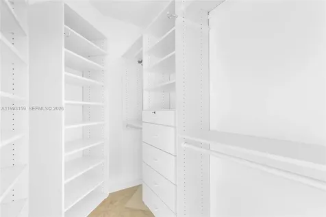 300 S Pointe Drive Miami Beach FL 33139