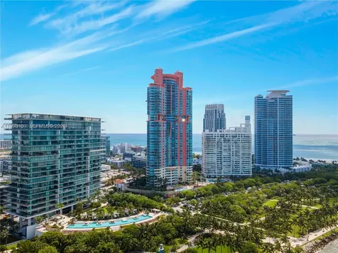 300 S Pointe Drive Miami Beach FL 33139