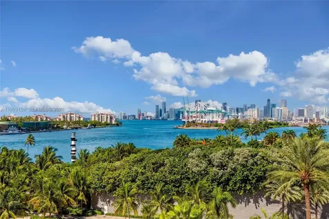 300 S Pointe Drive Miami Beach FL 33139