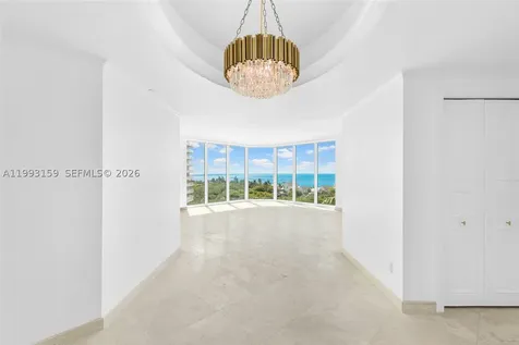 300 S Pointe Drive Miami Beach FL 33139