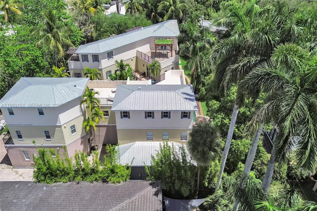 822 SW 10th Street Fort Lauderdale FL 33315