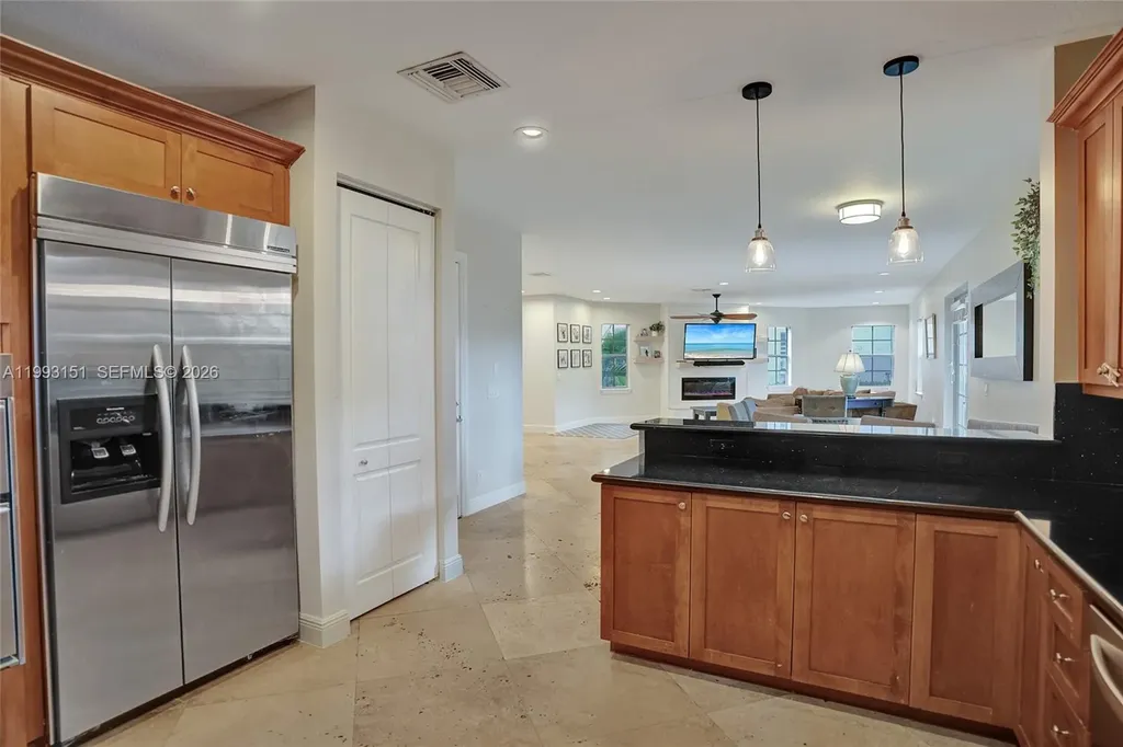 822 SW 10th Street Fort Lauderdale FL 33315