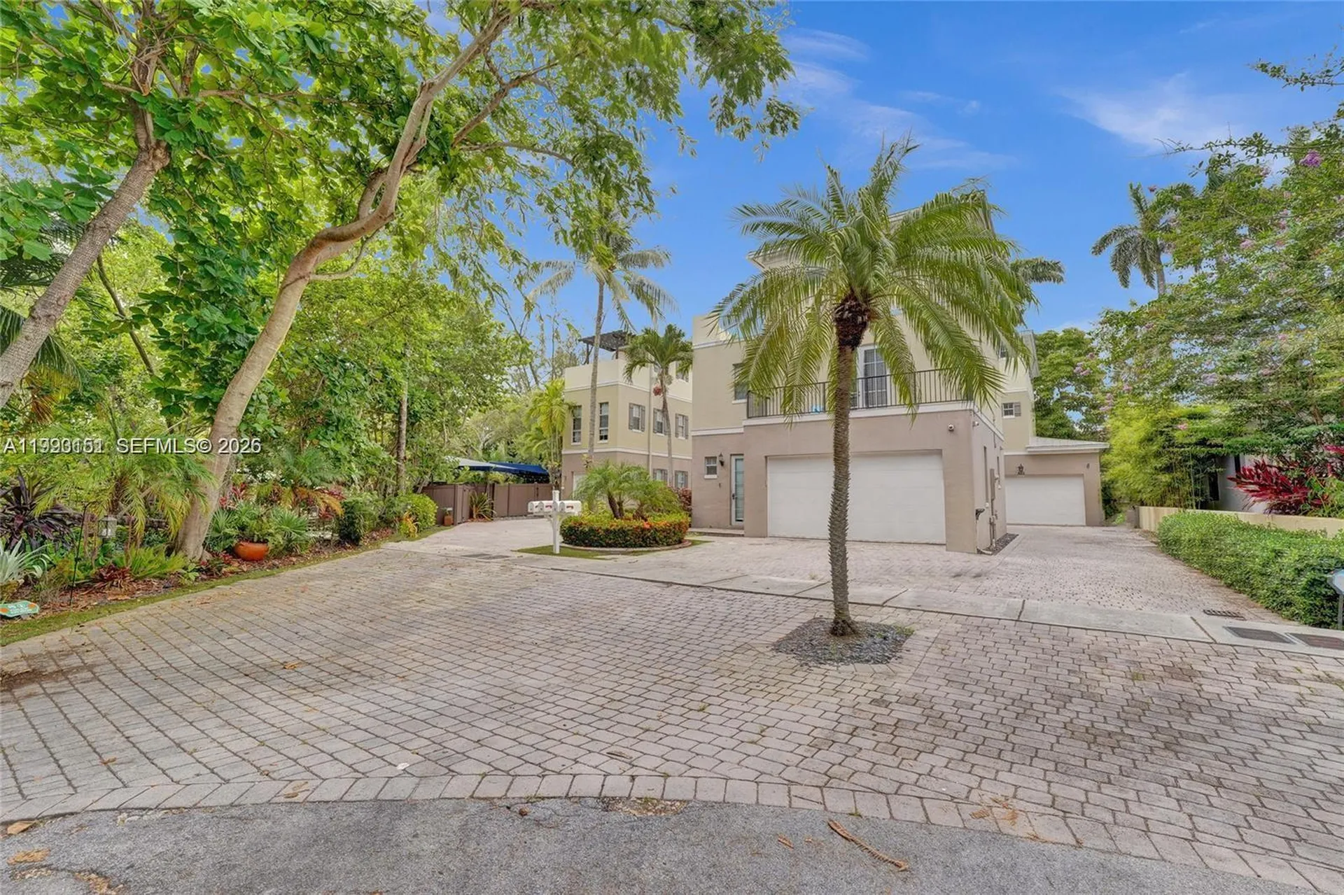 822 SW 10th Street Fort Lauderdale FL 33315