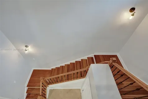 822 SW 10th Street Fort Lauderdale FL 33315