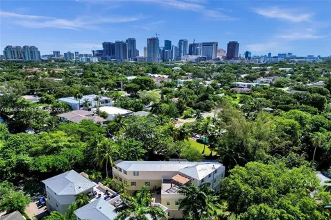 822 SW 10th Street Fort Lauderdale FL 33315