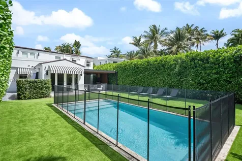 634 W 47th Street Miami Beach FL 33140