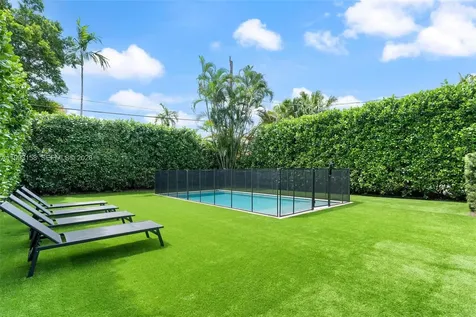 634 W 47th Street Miami Beach FL 33140