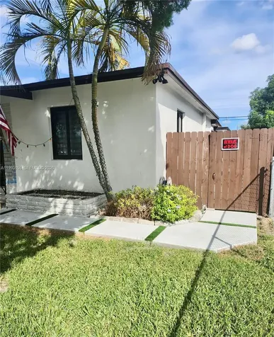 201 SW 62nd Avenue Miami FL 33144