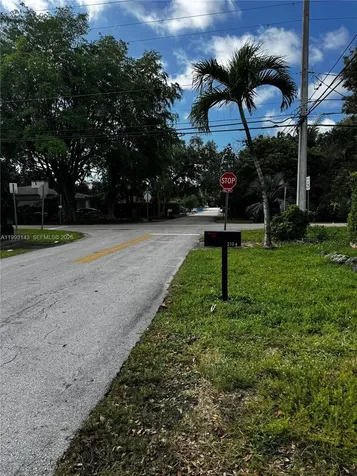 2194 SW 57th Court Miami FL 33155