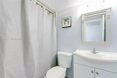 9423 SW 76th Street Miami FL 33173