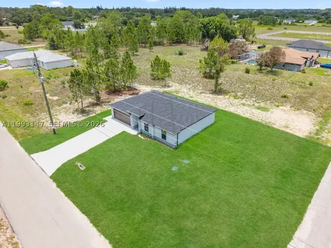 2507 E 15th Street Lehigh Acres FL 33972