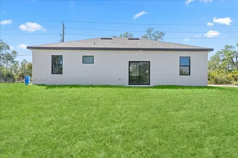 2507 E 15th Street Lehigh Acres FL 33972