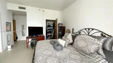 1060 Brickell Avenue Miami FL 33131