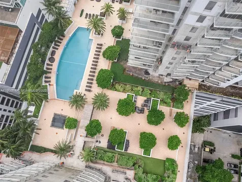 1060 Brickell Avenue Miami FL 33131