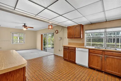 10753 SW 118th Street Miami FL 33176