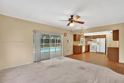 10753 SW 118th Street Miami FL 33176