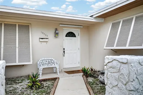 10753 SW 118th Street Miami FL 33176