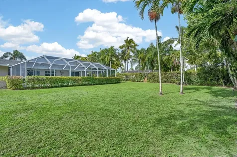 10753 SW 118th Street Miami FL 33176