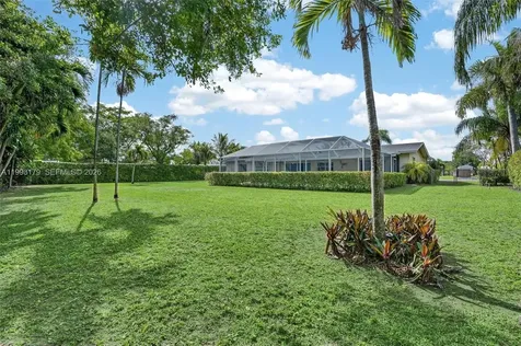 10753 SW 118th Street Miami FL 33176
