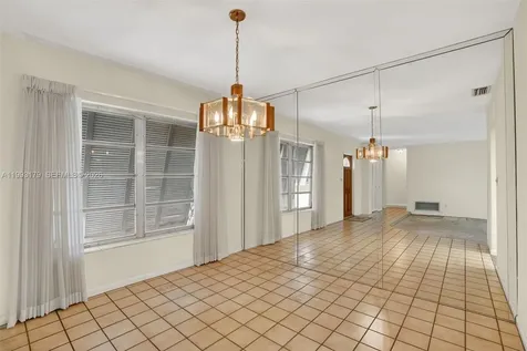 10753 SW 118th Street Miami FL 33176