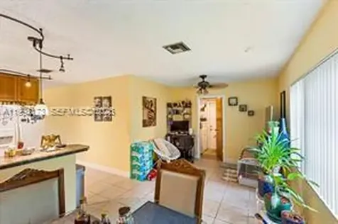 7651 NW 74th Avenue Tamarac FL 33321