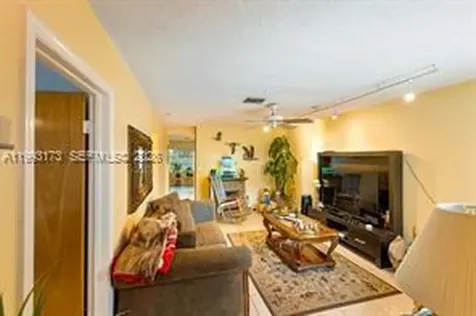 7651 NW 74th Avenue Tamarac FL 33321