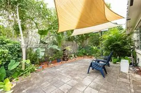 7651 NW 74th Avenue Tamarac FL 33321