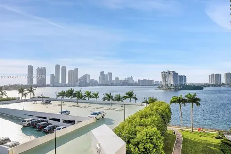 3530 Mystic Pointe Drive Aventura FL 33180