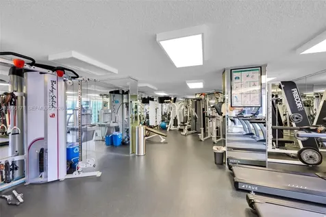 3530 Mystic Pointe Drive Aventura FL 33180