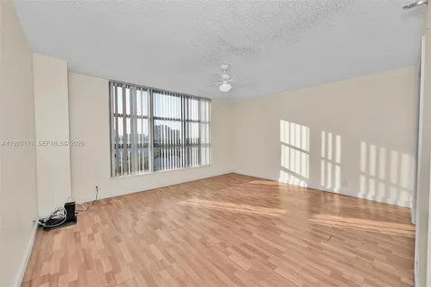 3530 Mystic Pointe Drive Aventura FL 33180
